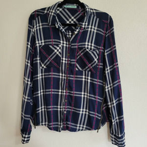 Maurices Long Sleeve Plaid Button Up Blouse